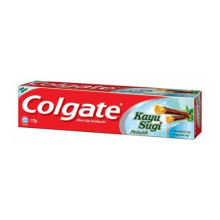Colgate Kayu Sugi Pemutih Toothpaste 175g
