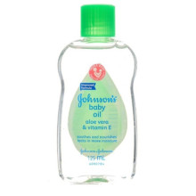 Johnson's Aloe Vera and Vitamin E Baby Oil 125ml